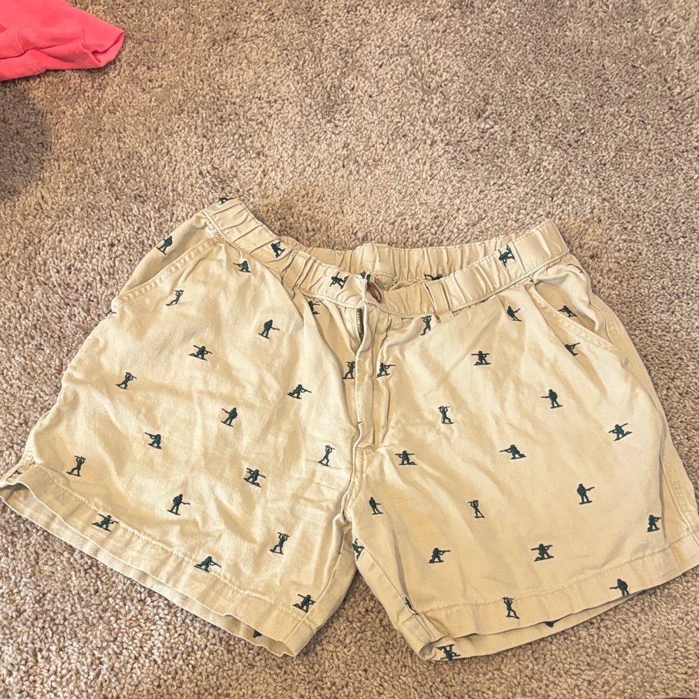 Chubbies Men’s Medium 3in Inseam Toy Solider Khaki Shorts - Picture 1 of 6